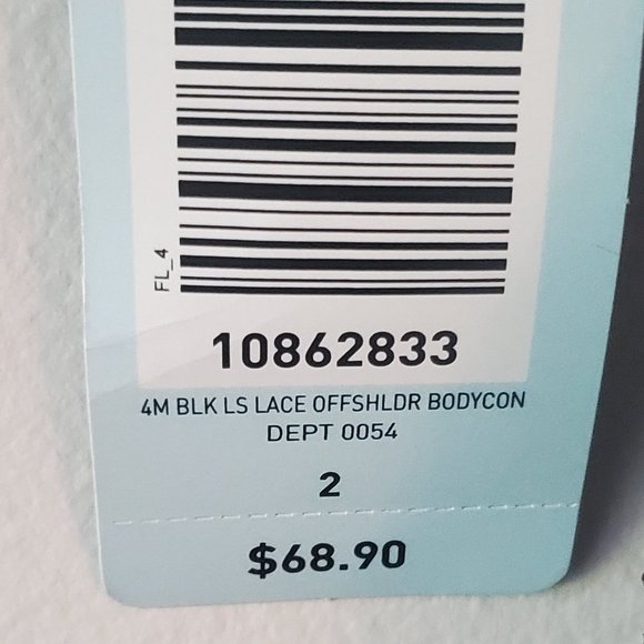 Black Lace Bodycon Dress - Picture 9 of 12